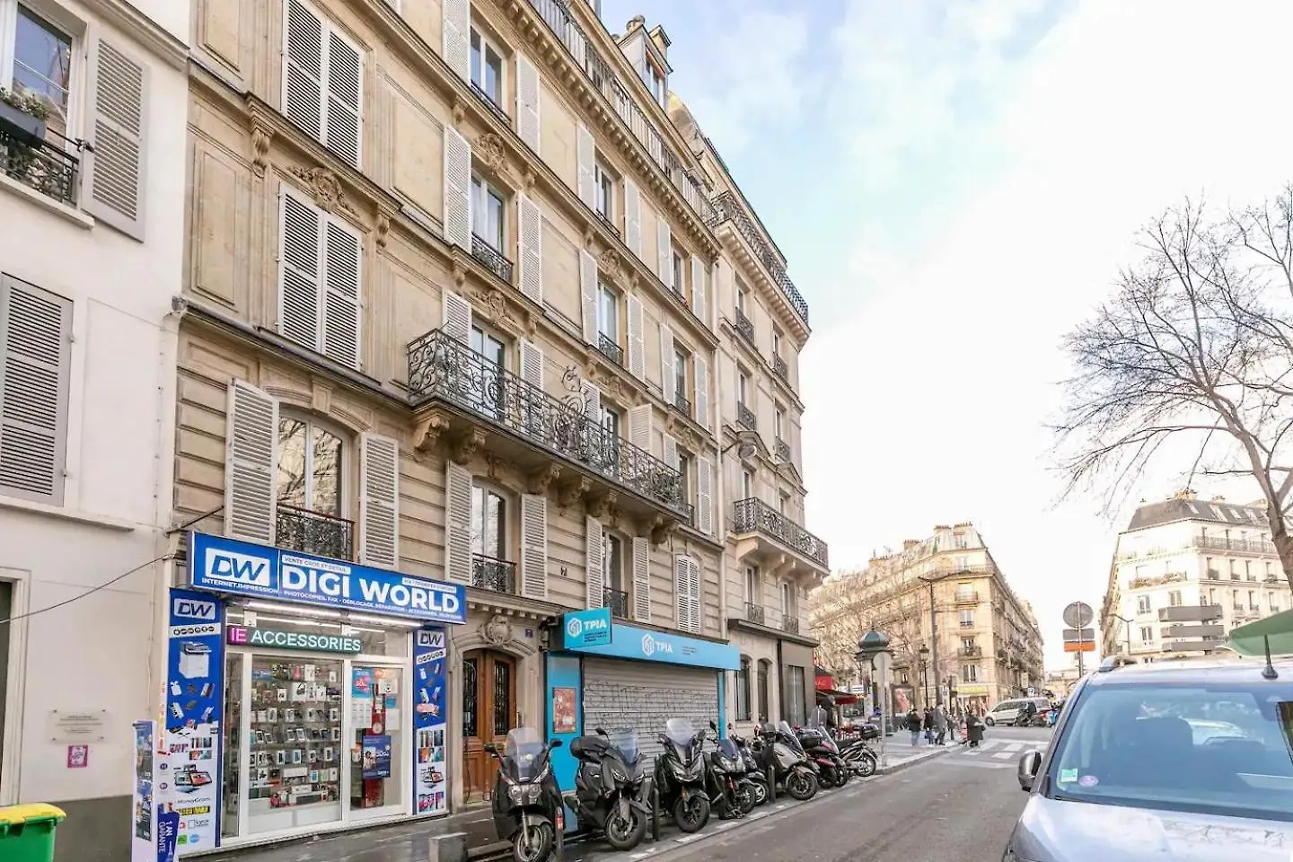 Appartement Gare Du Nord Confortable Pied A Terre Avec Patio *